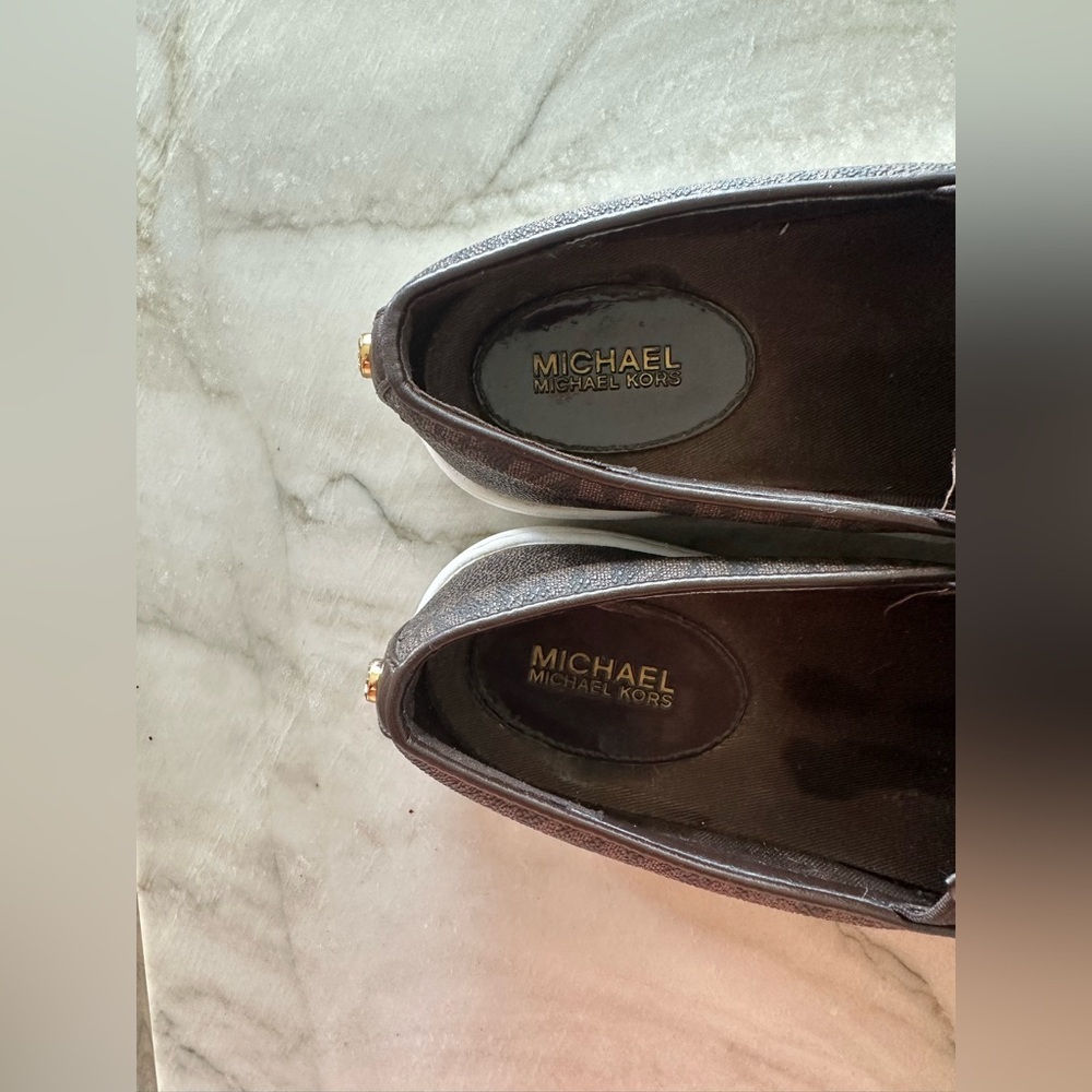 Michael Kors Logo Slip-On Sneaker - Picture 3 of 6